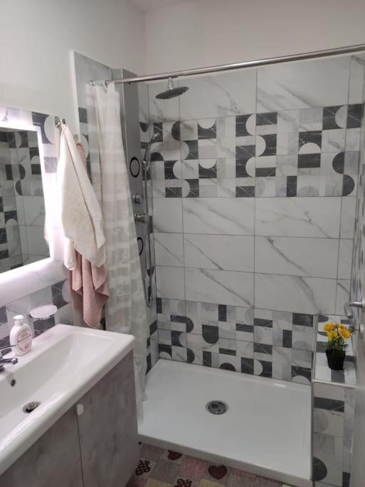 Team019 Casa Giusi Terrace & Sicilian Charm Apartment Catania Ngoại thất bức ảnh