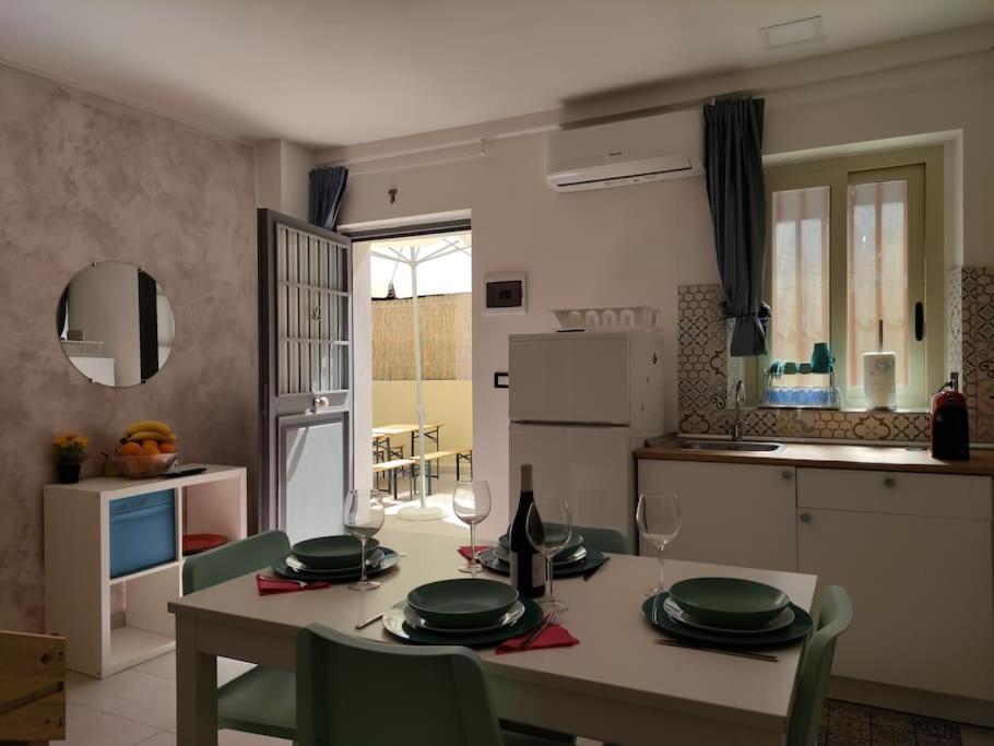 Team019 Casa Giusi Terrace & Sicilian Charm Apartment Catania Ngoại thất bức ảnh